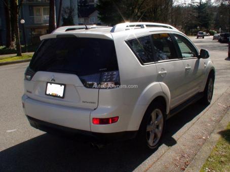 Sale Mitsubishi Outlander XLS (2009) in Burnaby